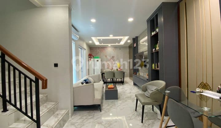 Turun Harga Rumah Full Interior di Milano Village Gading Serpong Dp1