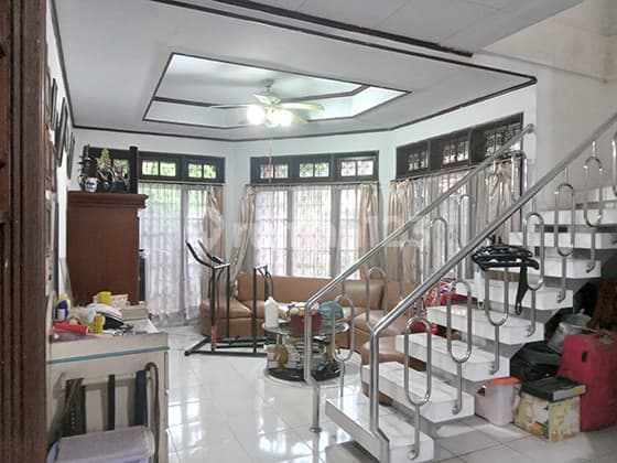 Dijual Rumah Hoek Strategis di Cawang Kapling