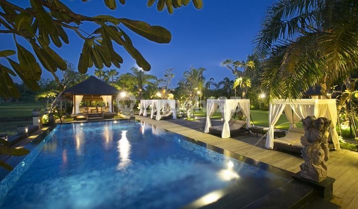 Luxurious River View Villa In Denpasar Timur