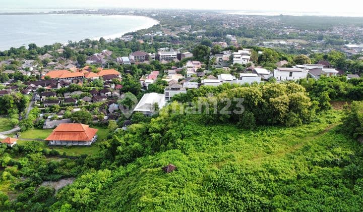 1,25 Hectare Land at uluwatu with enchanting sea view.