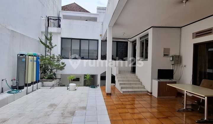 Ruang Usaha Mainroad Riau, Lokasi Sangat Strategis