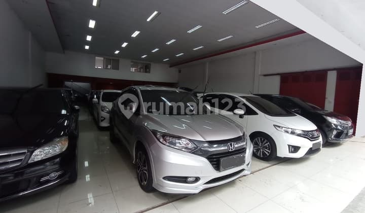 Ruang Usaha Mainroad Moch. Ramdhan Jual/Sewa, Parkiran Luas