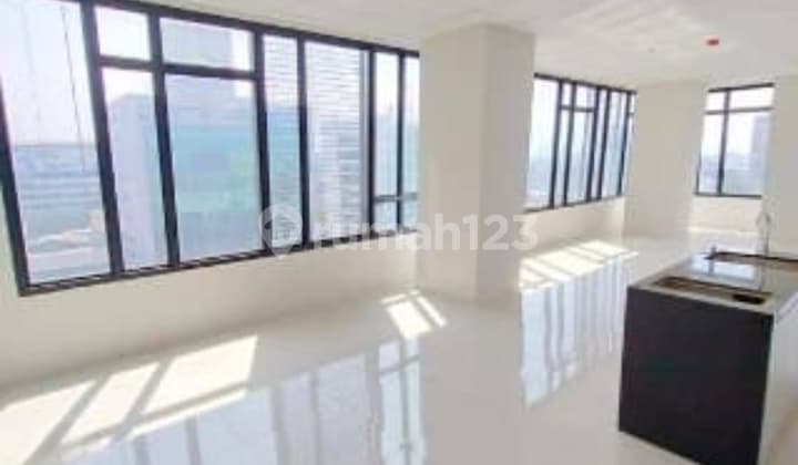 Hquarters Business Residence Asia Afrika,Lantai 16 City View