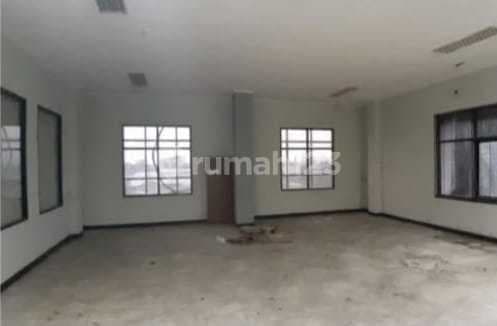 Kantor Dan Gudang 4 Lantai Mainroad Moh. Toha Dekat Tol Toha