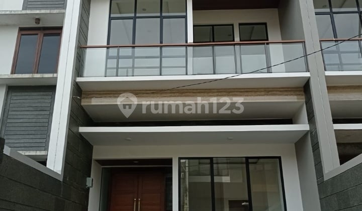 New 2-Story House in Mekar Wangi Cluster, Bandung