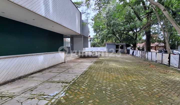 Ruang Usaha di Sayap Riau, Lebar Muka 33 Meter