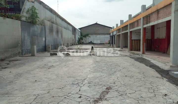 Tanah Murah Mainroad Kopo SHM ,lokasi Ramai Cocok Untuk Usaha