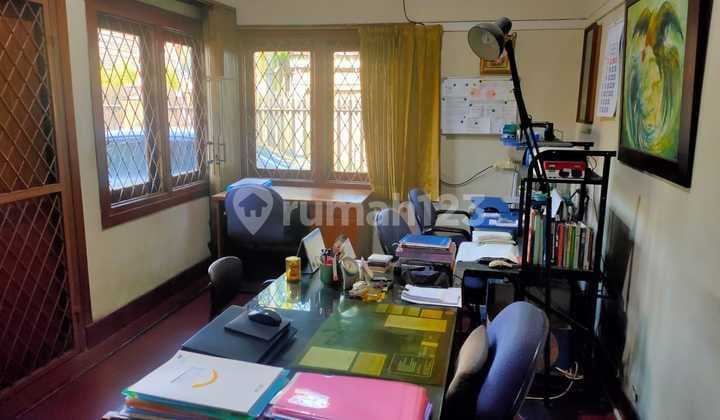 Rumah Bisa Untuk Kantor Atau Usaha di Sayap Braga Asia Afrika