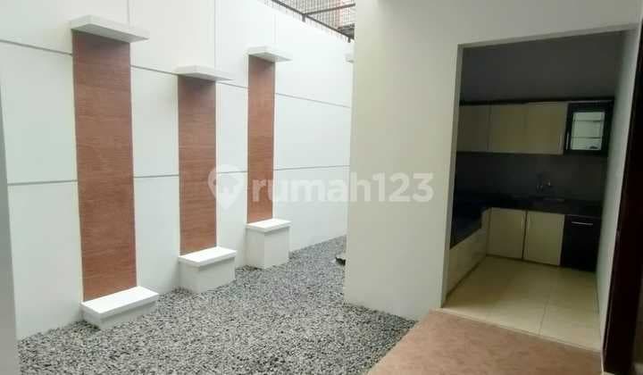 Rumah Siap Huni 1 Lantai di Singgasana Pradana