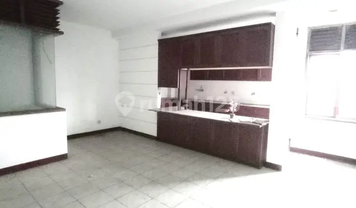 Ruko 4 Lantai Mainroad Otista