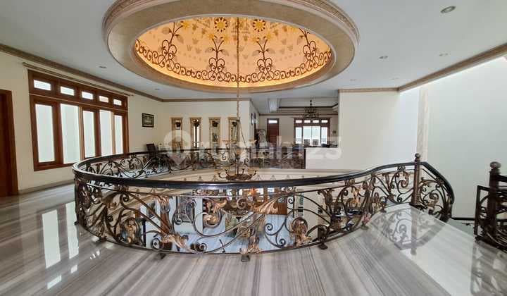 Rumah Furnished Lux Taman Anggrek Dekat Mall Fcl, Full Marmer