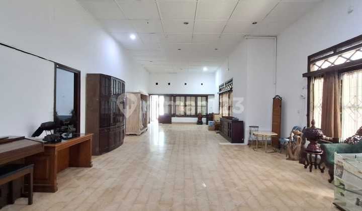 Rumah Cocok untuk Usaha, Lokasi Premium Mainroad Dago