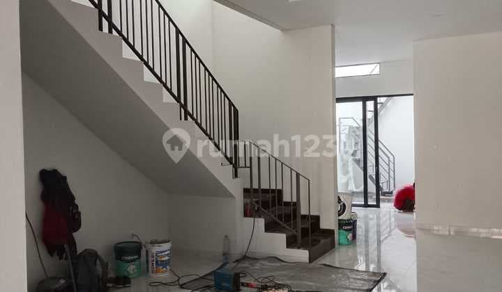 Rumah Baru 2 Lantai di Mekar Wangi Bandung