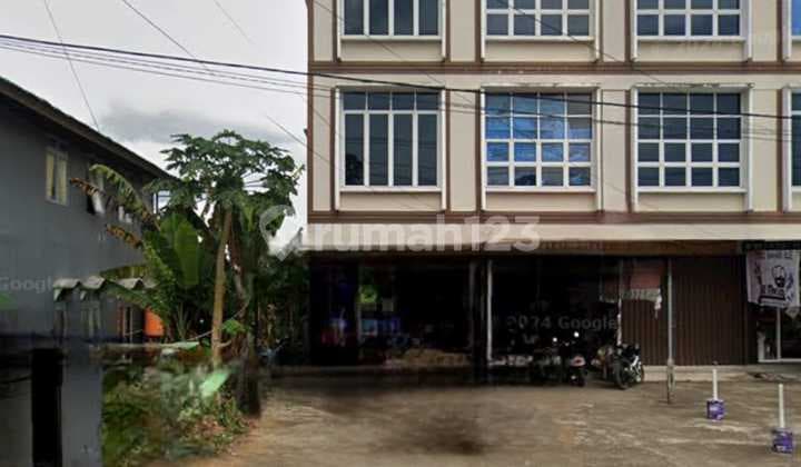 Serdam Shop House with extra spacious back land.