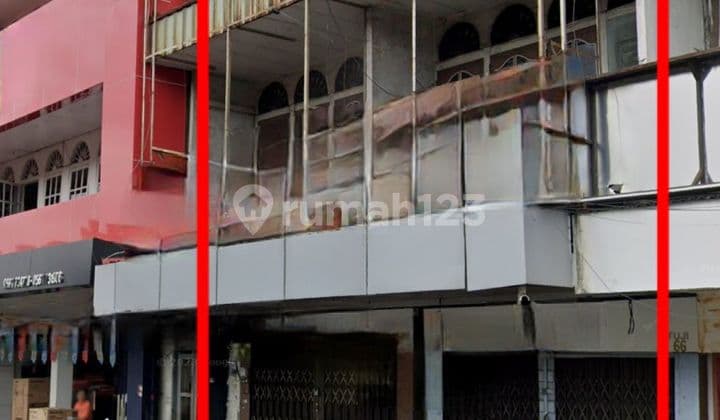 Shop house on Jl Diponegoro, 2 units ready for use.