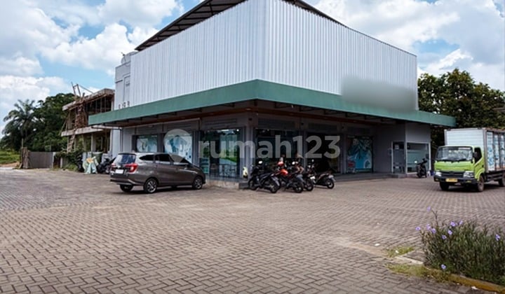 Supermarket, Working space & Cafe semua lengkap siap pakai