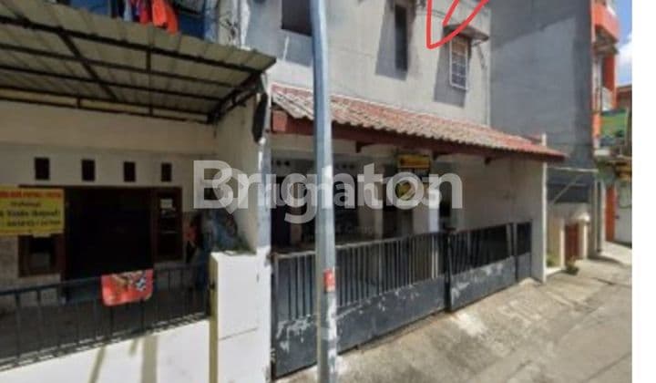 Rumah Kos 3,5 Lantai Dekat Kampus Row Jalan 2 Mobil