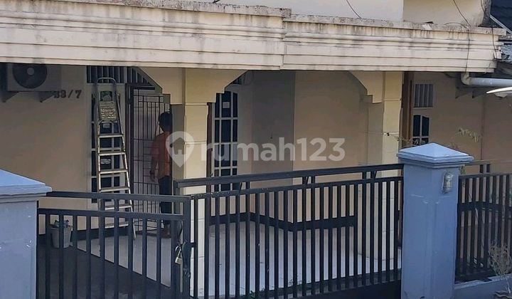 House in Villa Damai