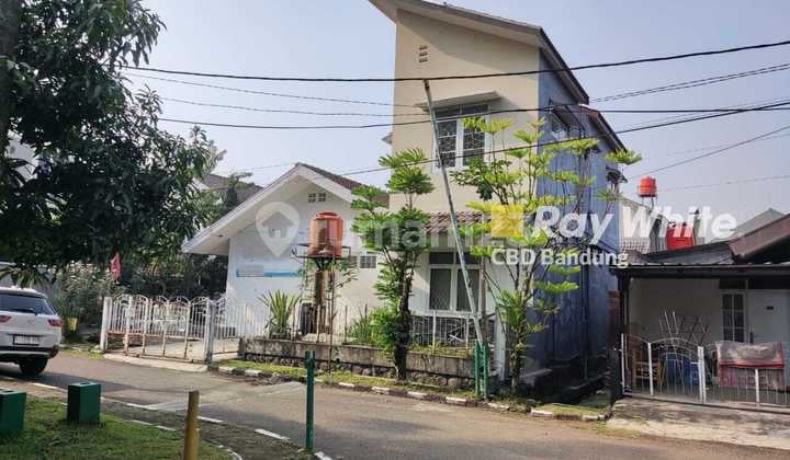 Rumah Nyaman 1.5 Lantai Komplek Arcamanik Bandung!