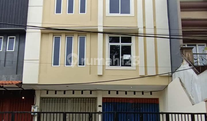 Ruko 0 Jalan Raya Meer Depan Mc Donald .Surabaya Timur.
