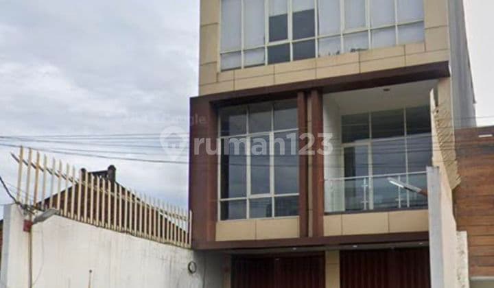 Ruko Pusat kota Kacapiring 4 lt Bagus Terawat. Surabaya Pusat.