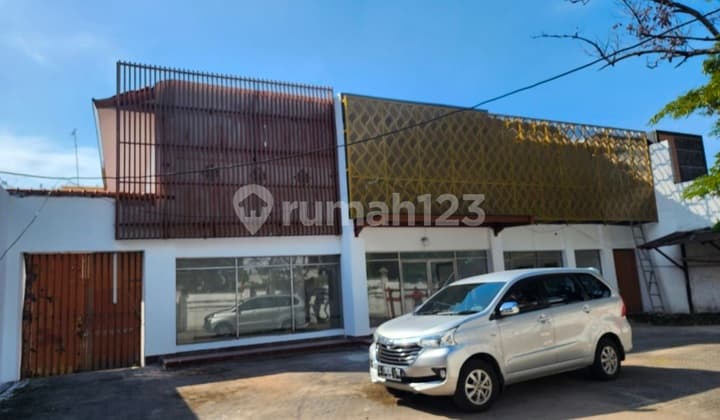 Rumah Usaha Jalan Gubeng , Lokasi Strategis Pusat Kota , Surabaya.