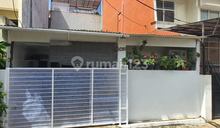 For Sale Puri Indah House Strategic Location