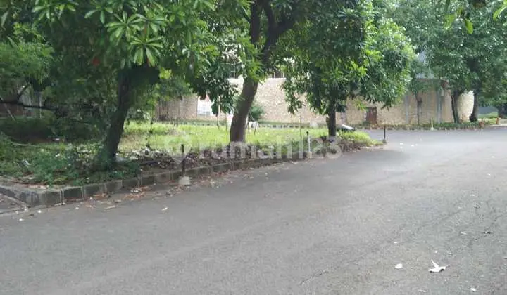 Dijual Tanah Hoek di Permata Buana