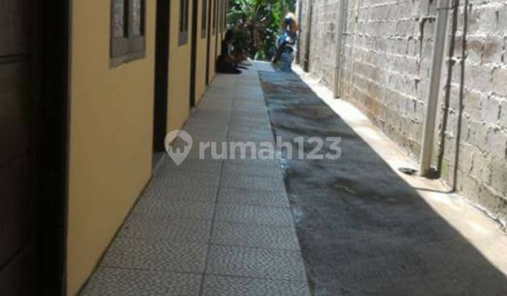 Rumah kontrakan 7 pintu