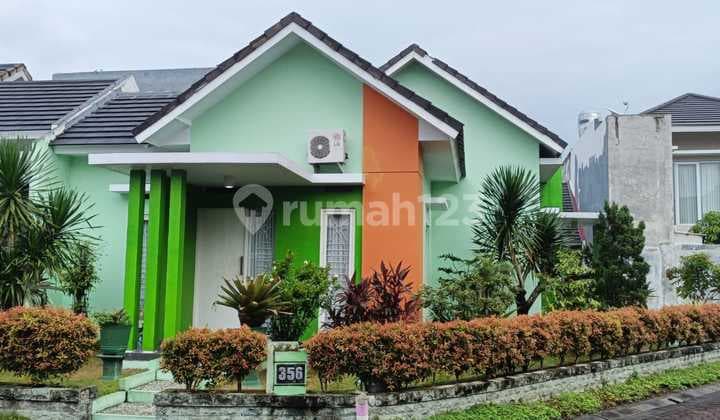 Rumah Hook 1 Lantai di Green Hills Jogja- Tanah Luas & Ada Masjid