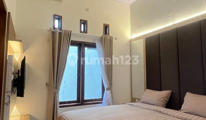 Rumah Dikontrakkan 4 Kamar Dekat Alun-Alun Sragen Full Furnished