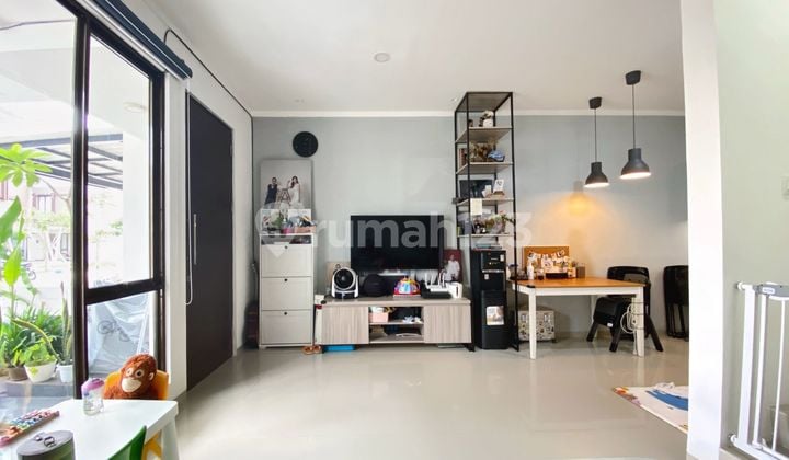Rumah Sudah Renov Semi Furnish Siap Huni di Fortune Graha Raya