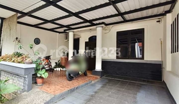 Fast Sale House, Freehold Title, Eligible for Mortgage in Graha Raya