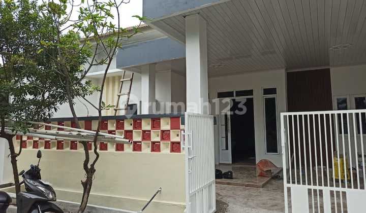 Rumah Bagus Unfurnished SHM Harapan Indah, Bekasi