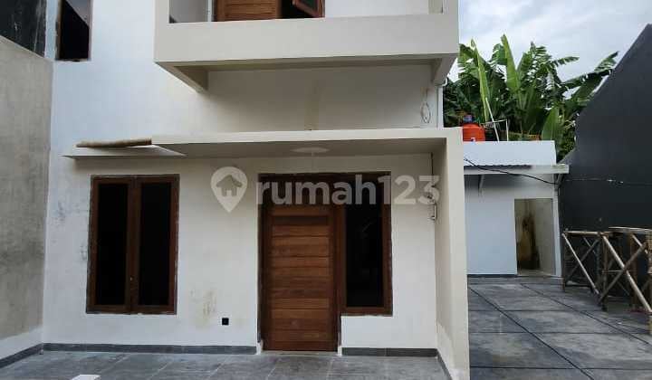 Dijual Rumah Cantik Siap Huni 2LT Perdos Unhas Antang Strategis