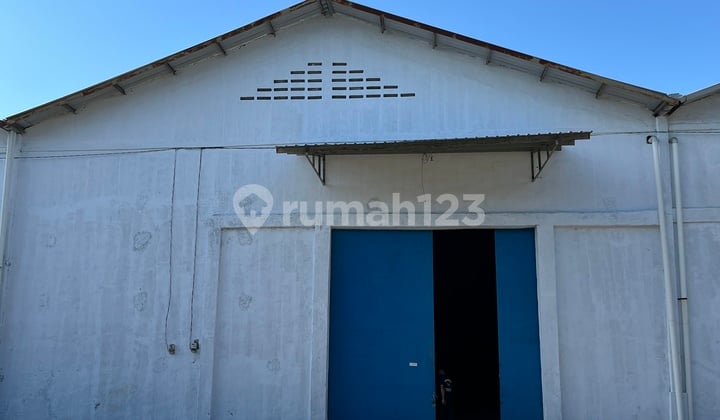 Ready-to-Live Warehouse 375m2 Near Makassar Port