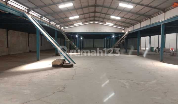 Dijual Gudang Luas Tanah 5.000m2 Luas Bangunan 2.050m2 Makassar