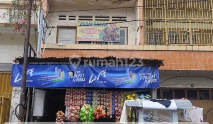 Dijual Ruko 3Lt Poros Jalan Buru Lokasi Strategis 2,2 M Nego Vc