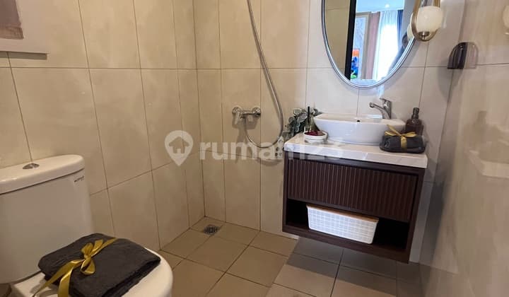 Rumah 3 Lantai Dekat Mall Summarecon Makassar HGB