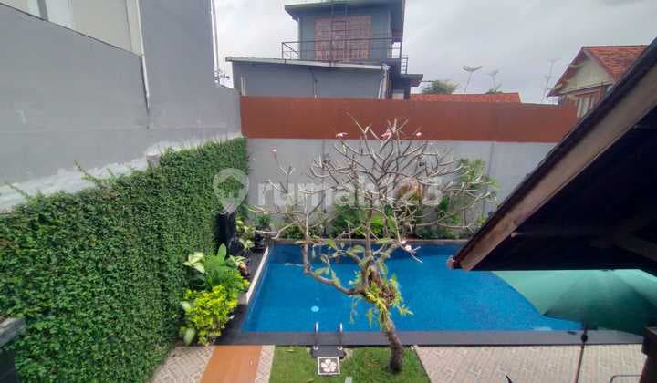VILLA for SALE in UMALAS KEROBOKAN near ATLAS FINNs BERAWA Canggu