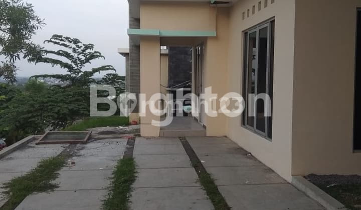 RUMAH PANDANARAN HILLS HOOK