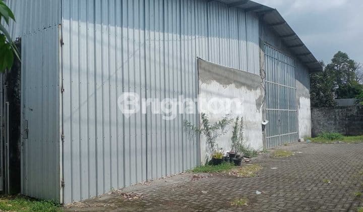 GUDANG RAYA PERINTIS KEMERDEKAAN BANYUMANIK