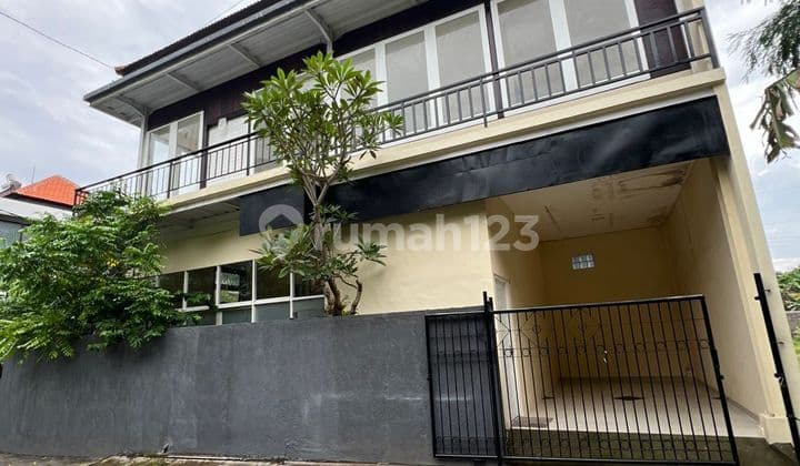 Rumah Minimalis Moderen Di Kesiman