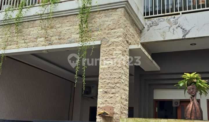 Rumah 3 Kamar One Gate di Sanur Denpasar