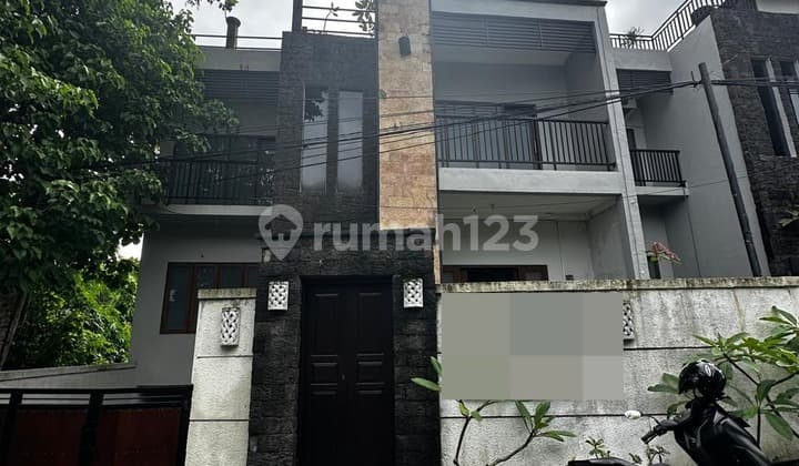 Rumah Nyaman 2 Lantai di Mumbul, Nusa Dua Mr