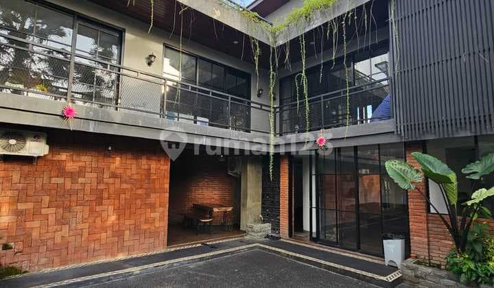 Land with Bonus Ready-to-Occupy House and Villa