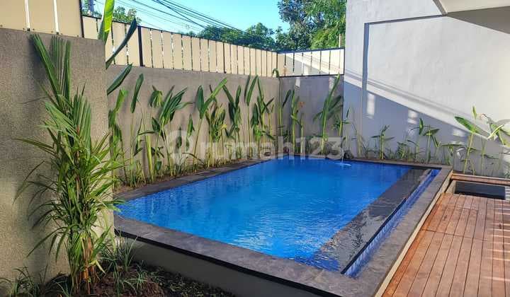 Vila 3 Kamar Dekat Pantai Canggu Harga Murah Siap Huni