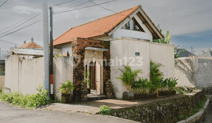 Sell Cheap Villa Near Ubud Ready to Live In and Rent Out