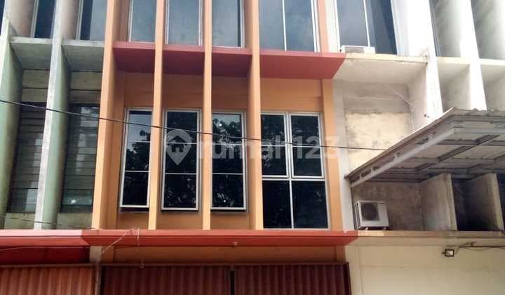 Di Jual Ruko 3.5 Lantai Di Karawaci, Tangerang