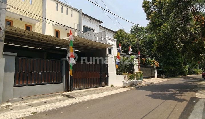 For Sale: Ready-to-Occupy Minimalist House in Bendungan Hilir, Central Jakarta